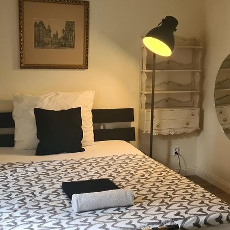 Airport Rooms Praha Bagian luar foto