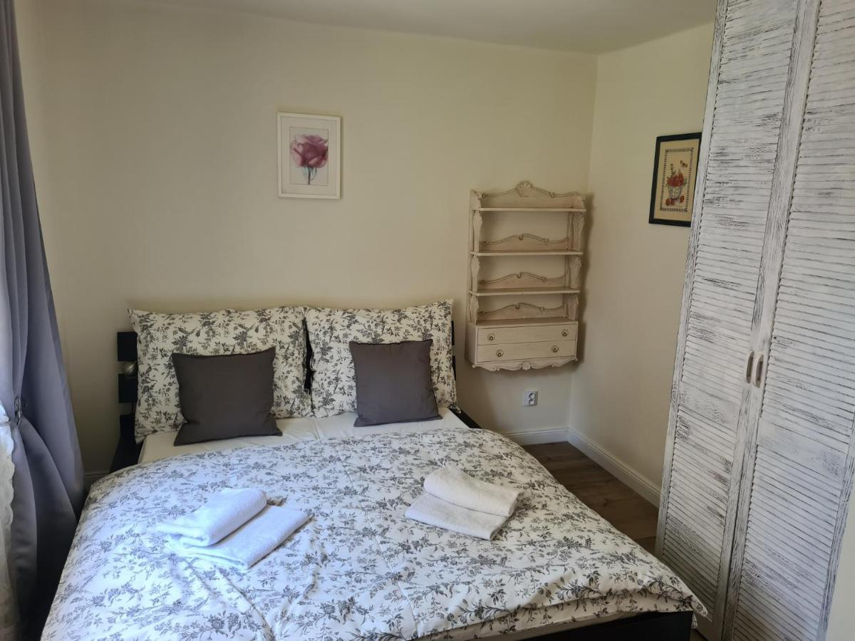Airport Rooms Praha Bagian luar foto