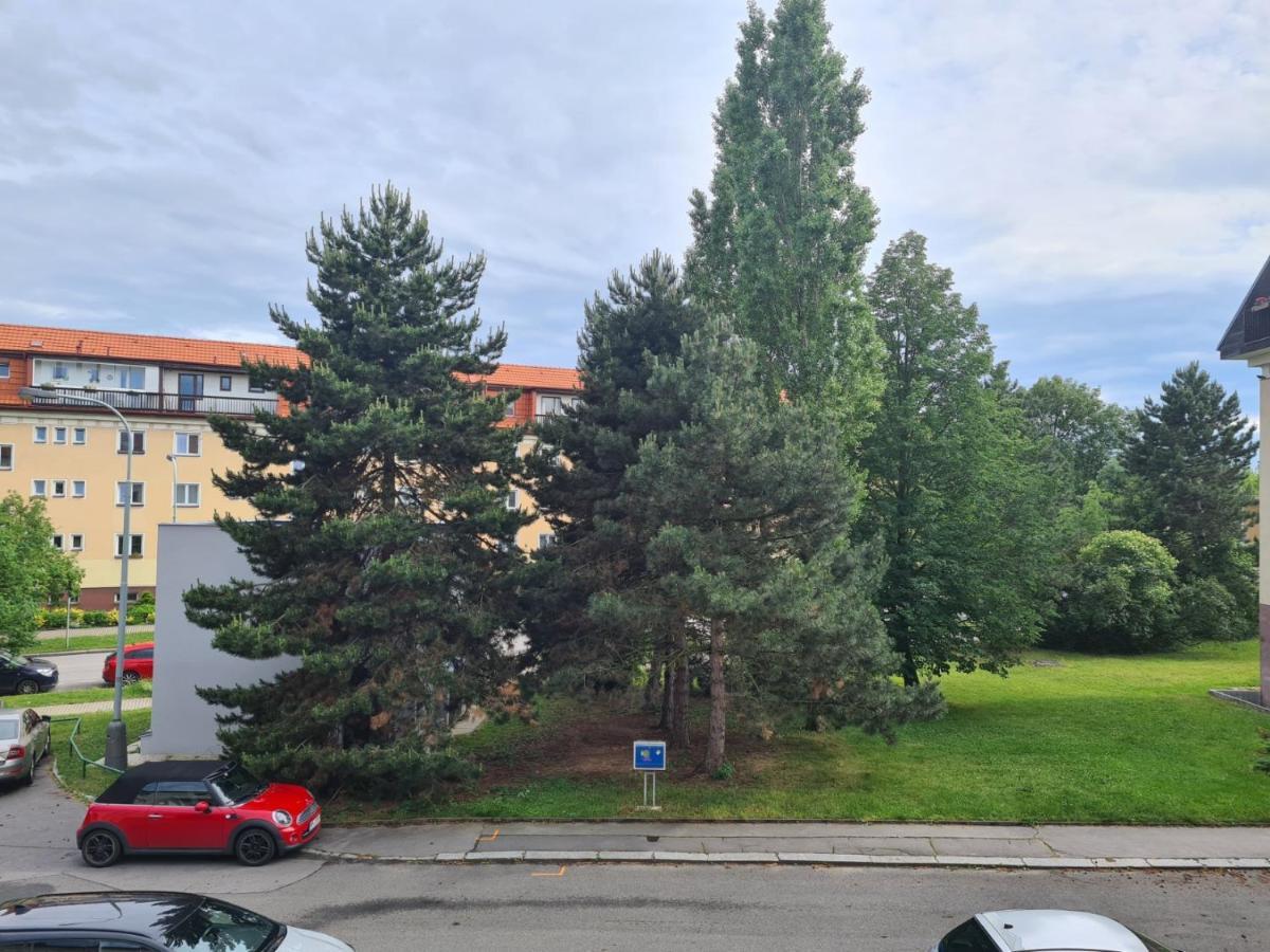 Airport Rooms Praha Bagian luar foto